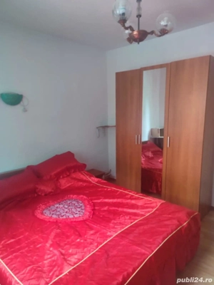 Proprietar închiriez apartament 2 camere piața mica - imagine 4
