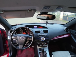 Mazda 3 , Benzină 1.6  - imagine 8 Mazda 3 , Benzină 1.6  - imagine 8