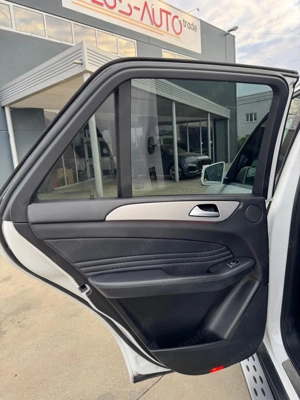 Vând Mercedes-Benz GLE 350d 4Matic - imagine 7