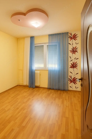 Apartament 3 camere de vânzare   Craiova, Rovine - imagine 3