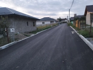 Teren 535 mp   utilități la poartă   asfaltat, lângă Primărie Războieni   24.000