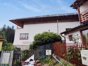 Sinaia - Peles - Vila individuala - 10 Camere - 260 mp utili - 700 mp teren - imagine 2