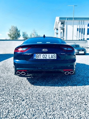 Kia Stinger GT   Performanță, full dotări, km reali  - imagine 2