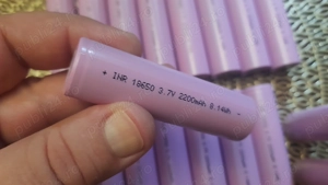 acumulatori noi litiu 18650 celule 2200mA , INR 18650 pt filetante trotinete scule electrice etc