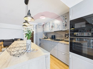 Apartament Ultrafinisat cu 4 camere de vanzare in zona Chisinau - imagine 3