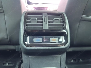 Volkswagen Passat - imagine 16