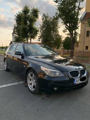 BMW E61 Touring 525d 177cp Seria 5 Dotat Mega FULL Distributie in fata - imagine 3