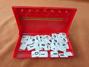 Joc educativ de societate   Descopera cuvantul ales de oponent