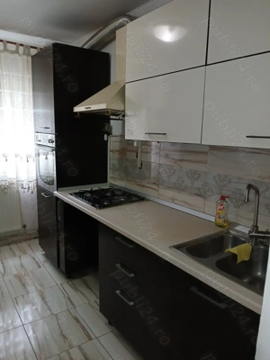 Inchiriez apartament 3 camere, etaj 3, zona Miramar - imagine 5 Inchiriez apartament 3 camere, etaj 3, zona Miramar - imagine 5