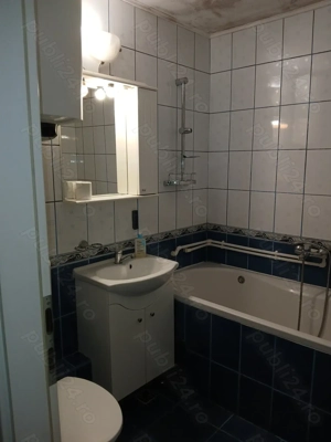 Inchiriez apartament 3 camere, etaj 3, zona Miramar - imagine 10 Inchiriez apartament 3 camere, etaj 3, zona Miramar - imagine 10