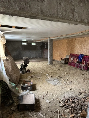 Vând casă spațioasă + teren 1100 mp în satul Goesti, Com. Lungani, jud. Iași - imagine 4