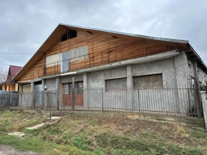 Vând casă spațioasă + teren 1100 mp în satul Goesti, Com. Lungani, jud. Iași