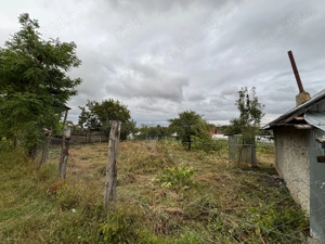 Vând casă spațioasă + teren 1100 mp în satul Goesti, Com. Lungani, jud. Iași - imagine 2