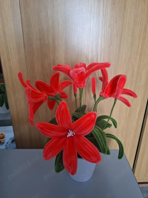 Vind flori artificiale