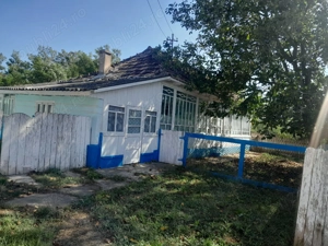 Casa bătrânesc + 7000 mp teren intravilan