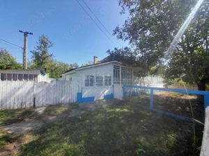 Casa bătrânesc + 7000 mp teren intravilan - imagine 6