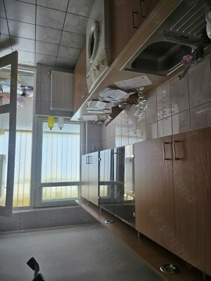 Vând apartament 2 camere decomandate  O754689022 