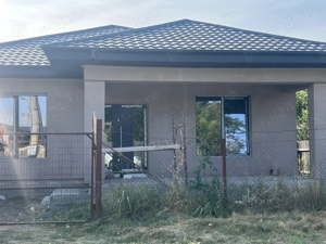 Casă de vanzare - imagine 3