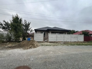 Casă de vanzare - imagine 8