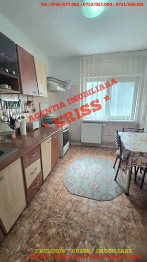 Apartament 3 Camere GĂVANA 3 Confort 1 Decomandat Etaj 2 An 1990 Spațios 80 Mp. Mobilat Și Utilat - imagine 19