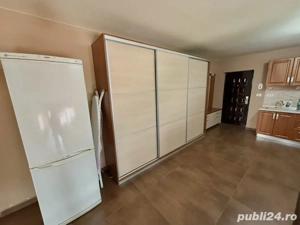 Ap 2 camere spatioase, Centru - zona Romanilor, cu loc de parcare în curtea interioară - imagine 2