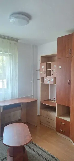 Închiriez apartament cu doua camere, Grigorescu. - imagine 7