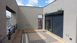 Mini penthouse blocurile Iris Torontal