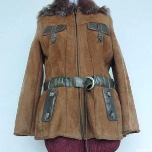 Haina blana naturala  cu gluga detasabila 