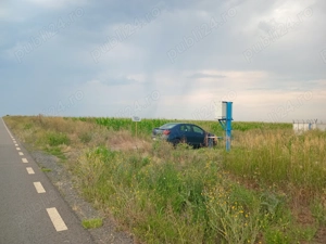 Vand 10000 mp teren arabil extravilan in Ivesti, cu front de 29 m la drumul asfaltat DJ254