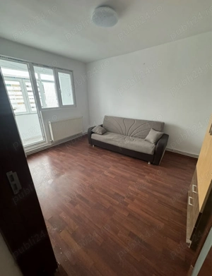 Vand Apartament cu 3 Camere in Tecuci - Gheorghe Petrascu - imagine 3
