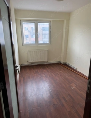 Vand Apartament cu 3 Camere in Tecuci - Gheorghe Petrascu - imagine 6