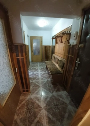 Vand apartament 3 camere,etaj 1din 4,centrala proprie,Govandari-disponibil imediat - imagine 9