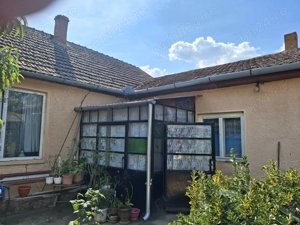 Casă de vânzare, 4 camere, zona centrală, oraș Pâncota, jud. Arad - imagine 3