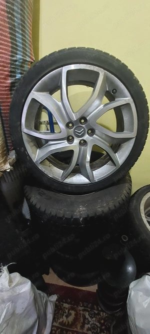 Vand  cauciucuri cu jenti de citroen C5 - imagine 2 Vand  cauciucuri cu jenti de citroen C5 - imagine 2