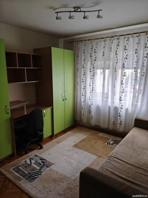 Inchiriez apartament 3 camere