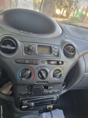 Vand Toyota Yaris - imagine 2