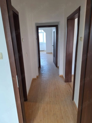 Vând apartament în Lugoj central - imagine 5