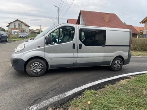 Vand Opel Vivaro 2008 - imagine 2