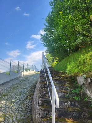 Casa cu pozitie deosebita in zona centrala - imagine 2 Casa cu pozitie deosebita in zona centrala - imagine 2