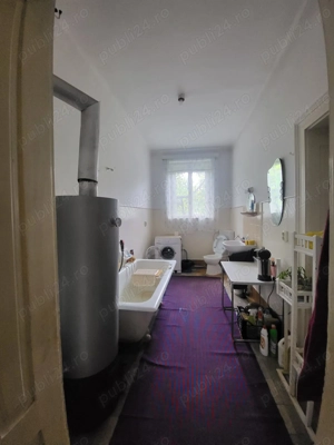 Casa cu pozitie deosebita in zona centrala - imagine 8 Casa cu pozitie deosebita in zona centrala - imagine 8