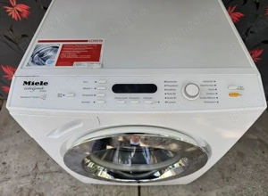 Vând mașină de spălat haine