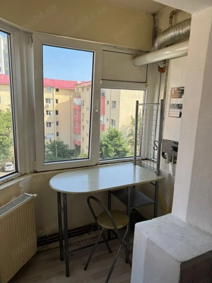 Inchiriez apartament cu o camera - imagine 3 Inchiriez apartament cu o camera - imagine 3