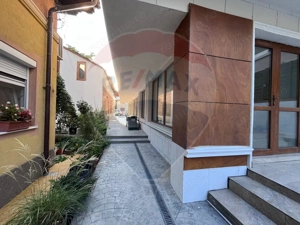 Spațiu comercial de inchiriat - 230 mp cu terasa - zona Aviatorilor - imagine 2