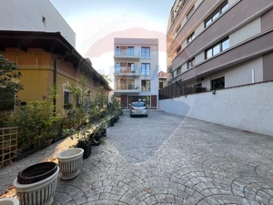 Spațiu comercial de inchiriat - 230 mp cu terasa - zona Aviatorilor - imagine 7