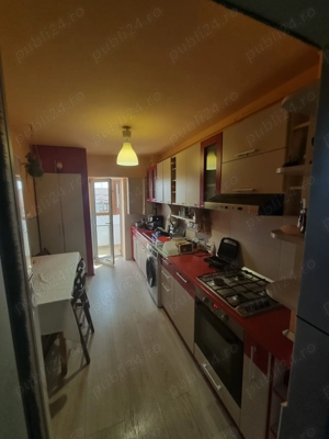 Inchiriez apartament 2 camere