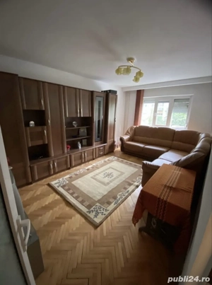 PB Decomandat la Etajul 1 pe str DOINEI !!