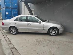Proprietar vand Mercedes E Class - imagine 2