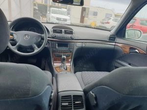 Proprietar vand Mercedes E Class - imagine 5