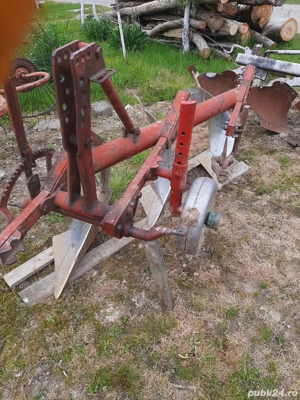 plug kverneland si culegatoare porumb - imagine 4