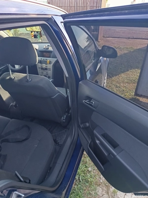 vând Opel Astra H 2010 - imagine 10